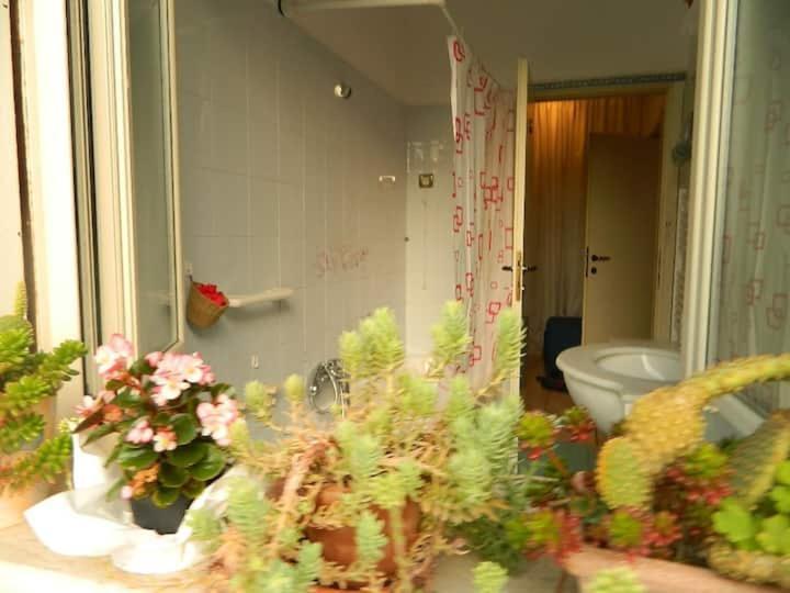 Bed And Roses Hotel Montesilvano Marina Exterior foto